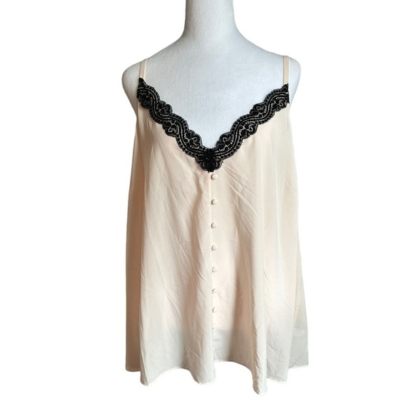 Torrid Chablis Lace Trim Cami Peach Blush Size 2X 18-20 - Picture 14 of 16